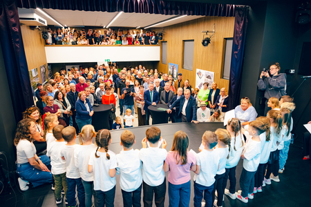 PRENOVLJENI KULTURNI DOM LAVRICA ODPRL VRATA NOVIM ZGODBAM